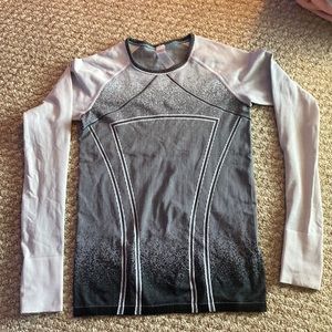 Ivivva long sleeve size 12 great condition!!